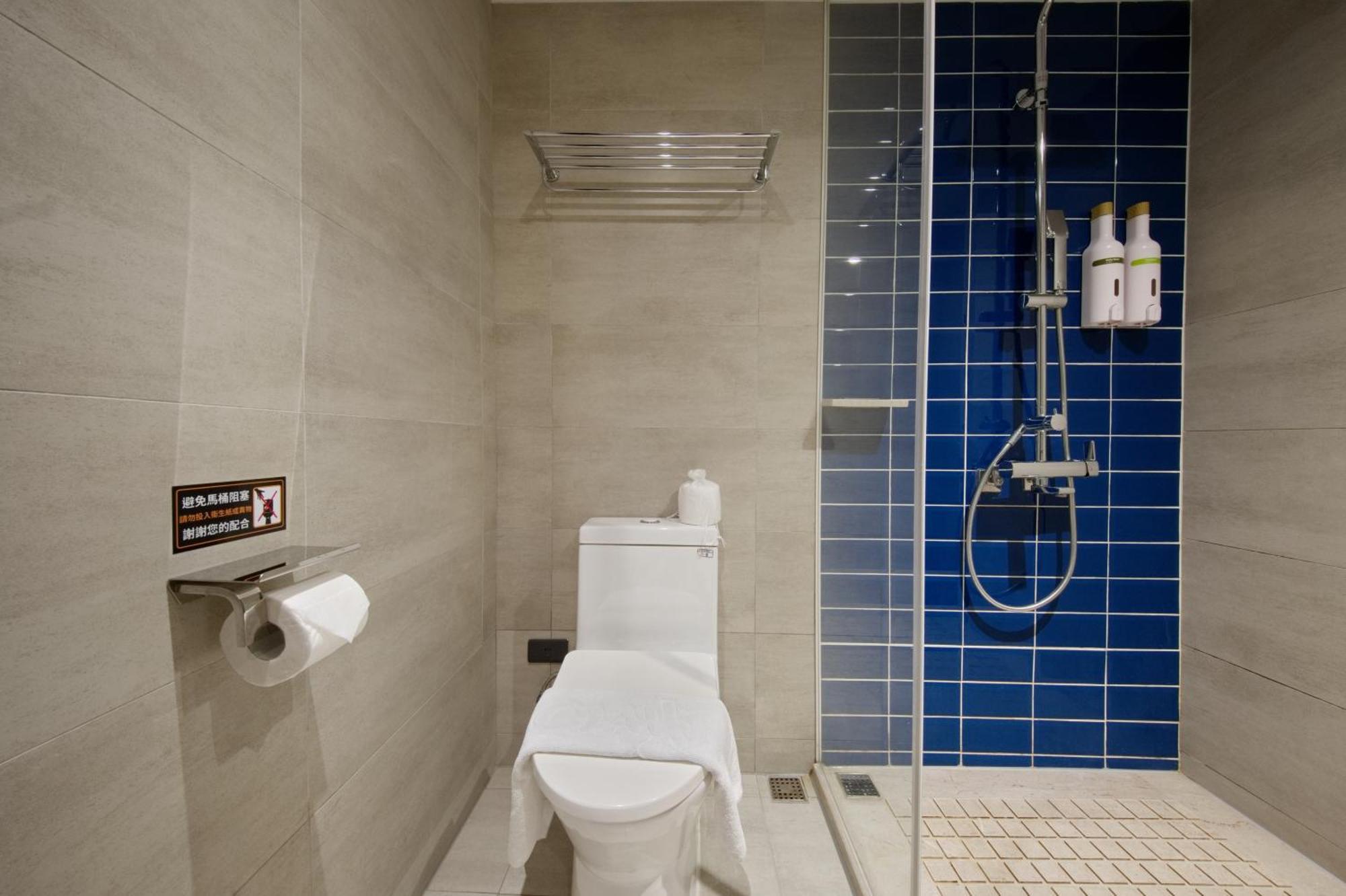 Olah Poshtel - Hualien Zhongfu Hotel Luaran gambar